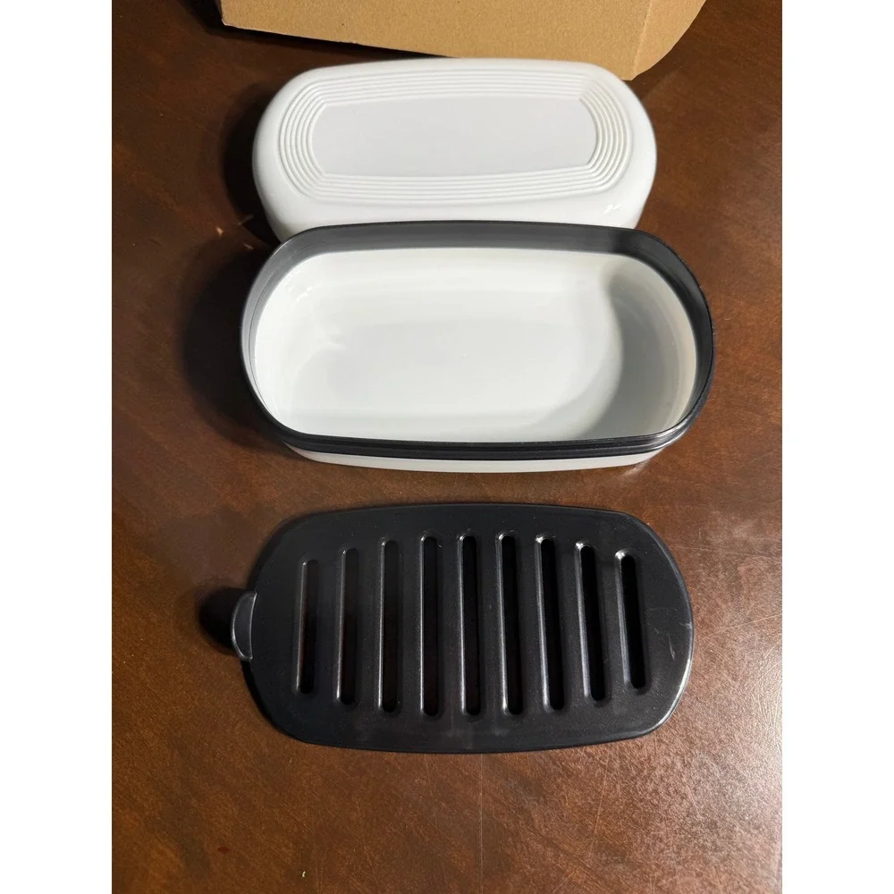 Modern White and Black Oval Soap Dish‎ with Drainage Tray and Lid Minimalist Set